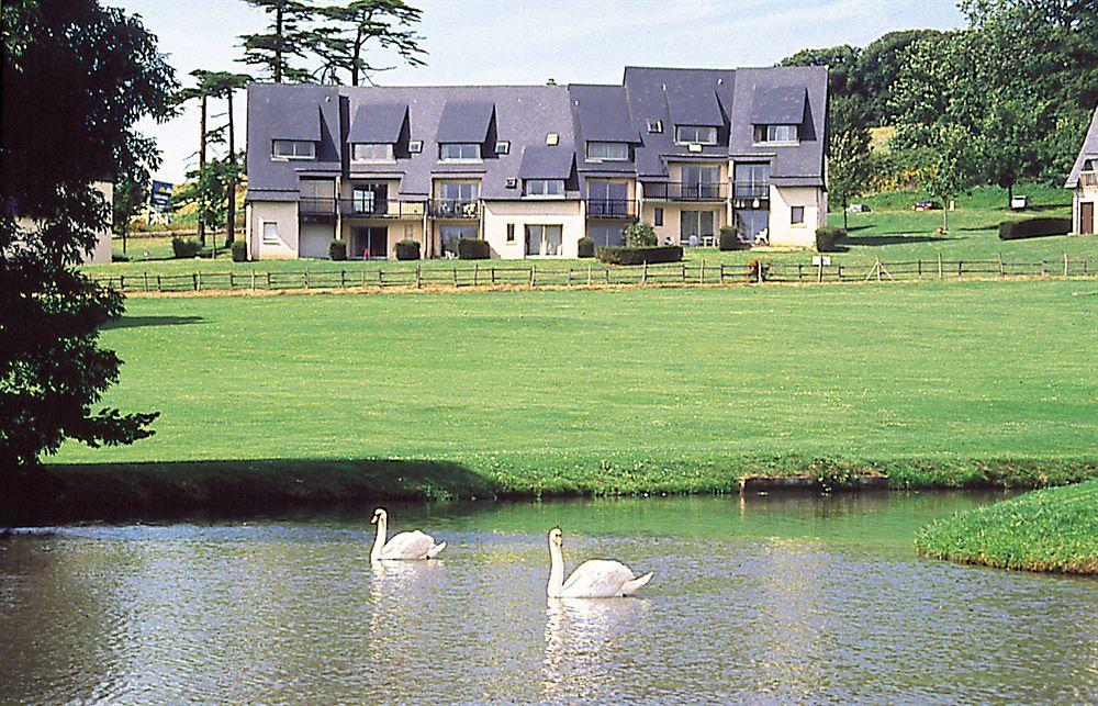 Lagrange Vacances Les Hauts De Clairvallon Houlgate Exterior photo