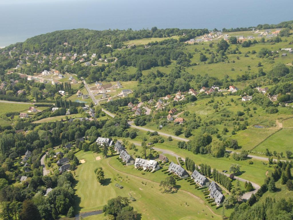Lagrange Vacances Les Hauts De Clairvallon Houlgate Room photo